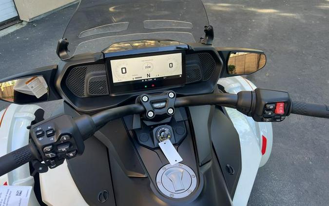 2026 Can-Am® Spyder F3-T