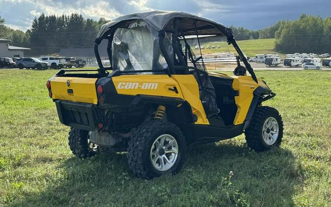 2017 Can-Am® Commander™ XT™ 1000 Yellow