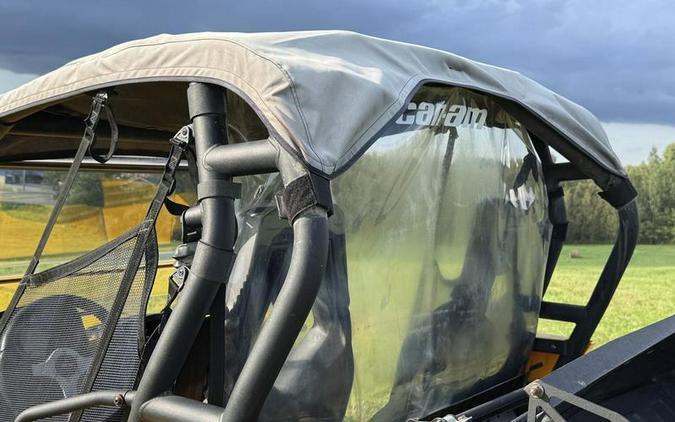 2017 Can-Am® Commander™ XT™ 1000 Yellow