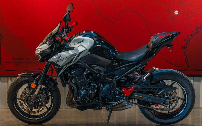 2022 Kawasaki Z900 SE Review [10 Fast Facts From the Canyons]