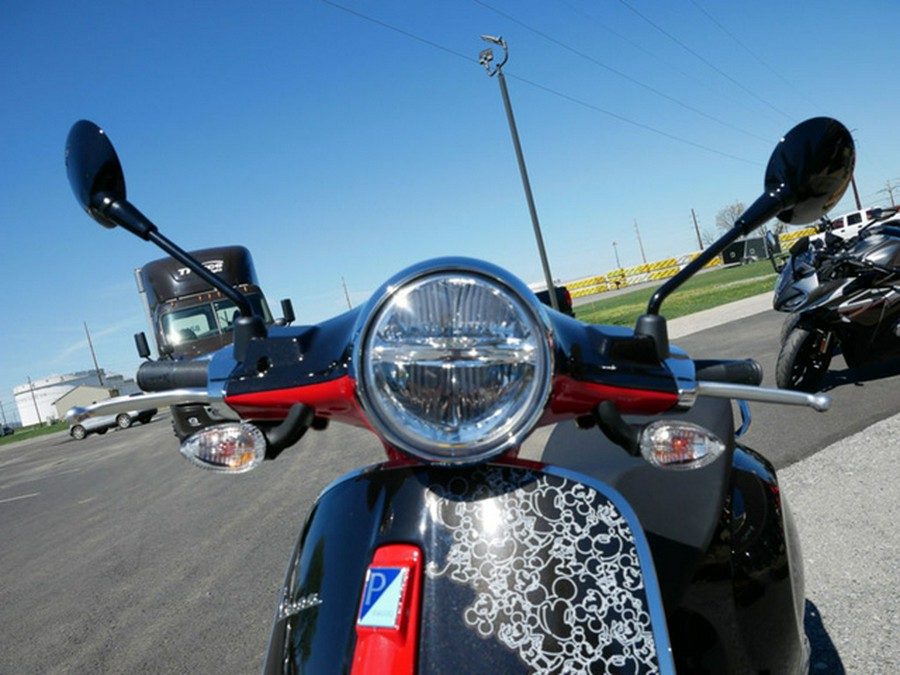 2023 Vespa Primavera 50 Disney Mickey Mouse Edition