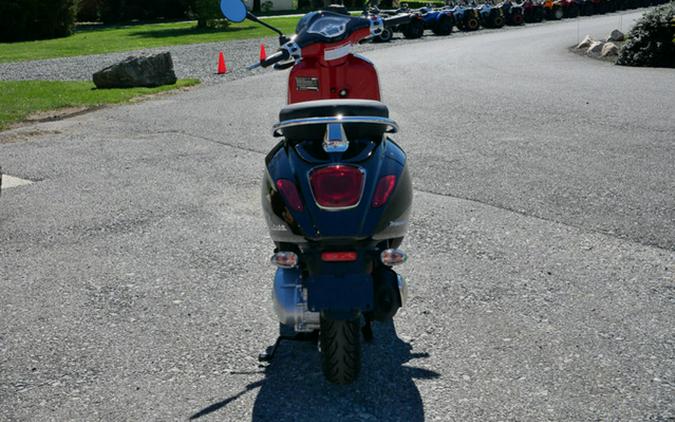 2023 Vespa Primavera 50 Disney Mickey Mouse Edition