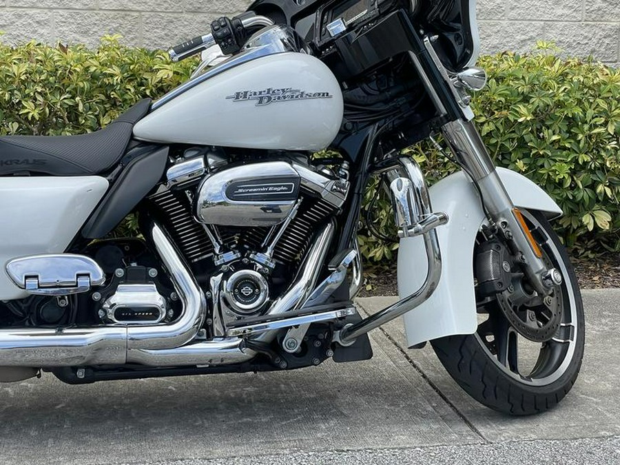 2017 Harley-Davidson® FLHXS - Street Glide® Special