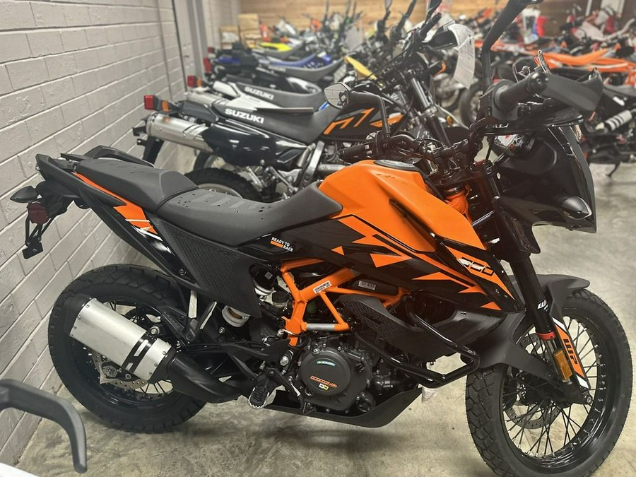 2024 KTM Adventure 390