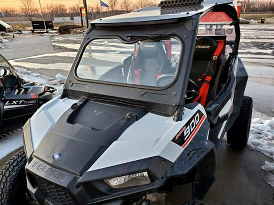 2016 Polaris RZR S 900