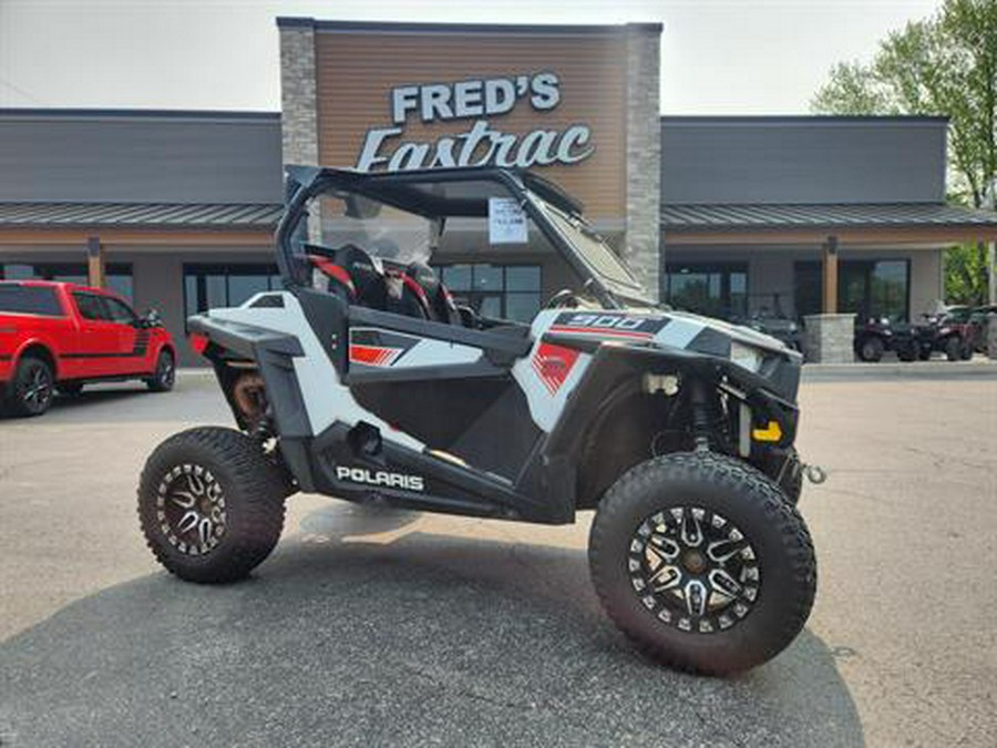 2016 Polaris RZR S 900