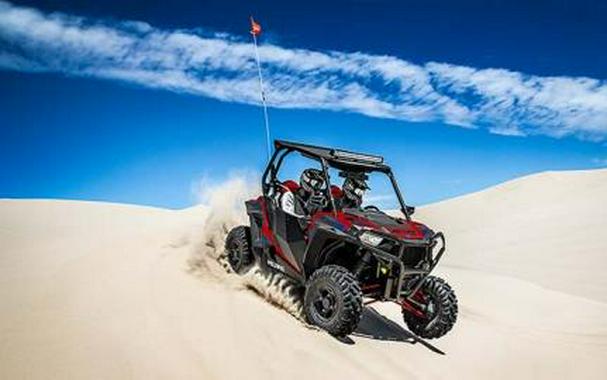 2016 Polaris RZR S 900