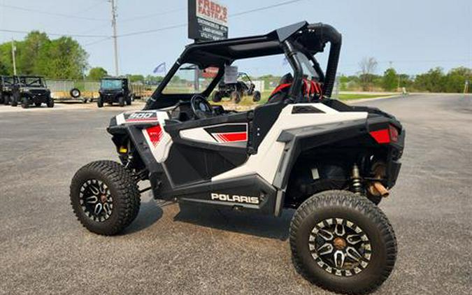 2016 Polaris RZR S 900