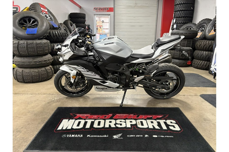 2025 Kawasaki Ninja ZX-4RR ABS
