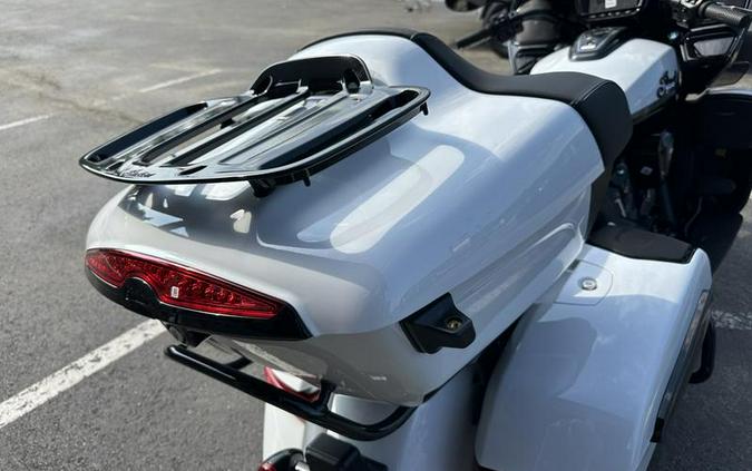 2025 Indian Motorcycle® Pursuit® Dark Horse® 112 w/PowerBand Audio Ghost White Metallic Crystal wit