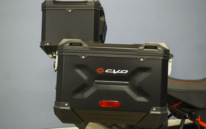 2024 Harley-Davidson® RA1250SE - CVO™ Pan America®