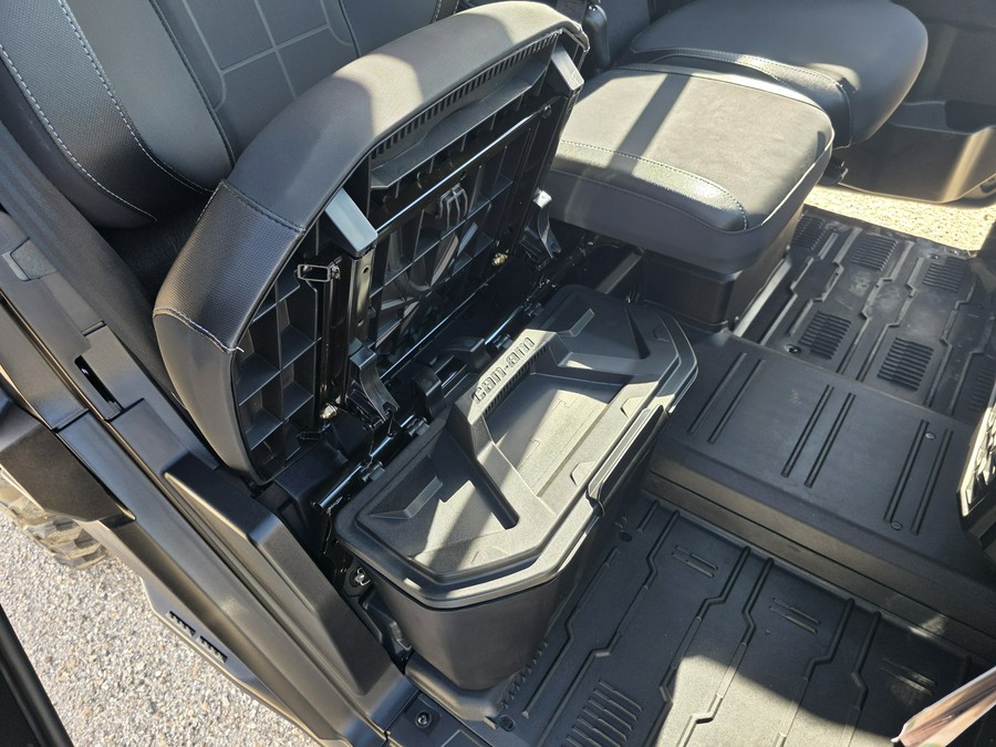 2026 Can-Am Defender Limited HD11