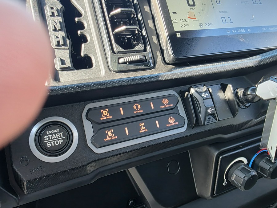 2026 Can-Am Defender Limited HD11