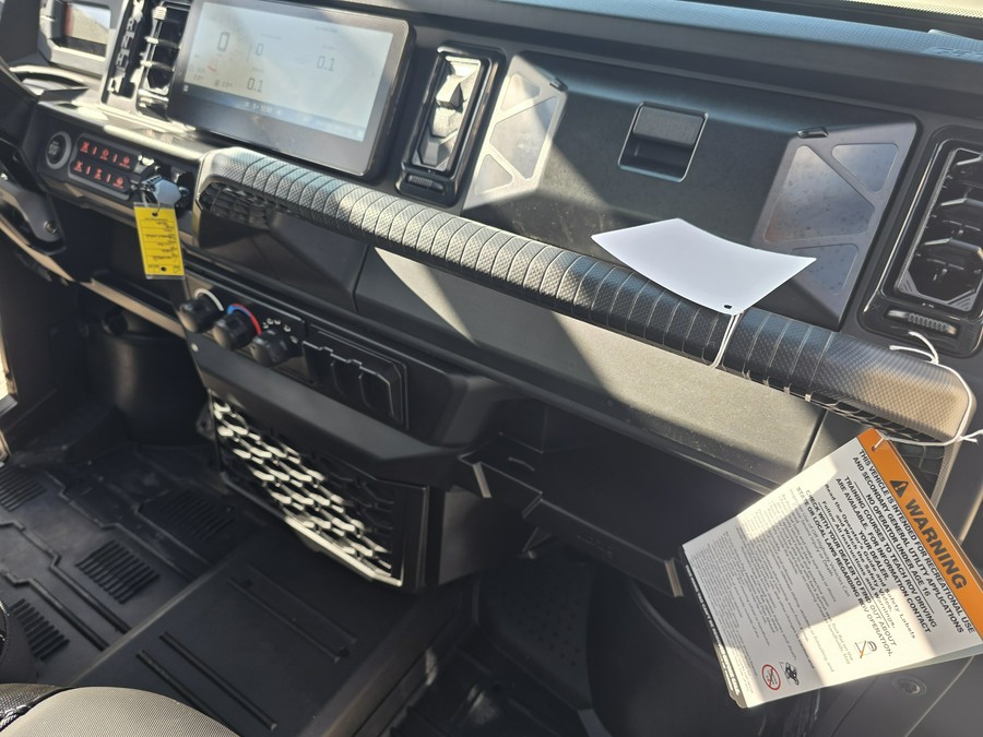 2026 Can-Am Defender Limited HD11