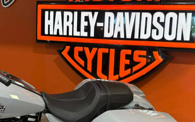 2025 Harley-Davidson® FLHX - Street Glide®