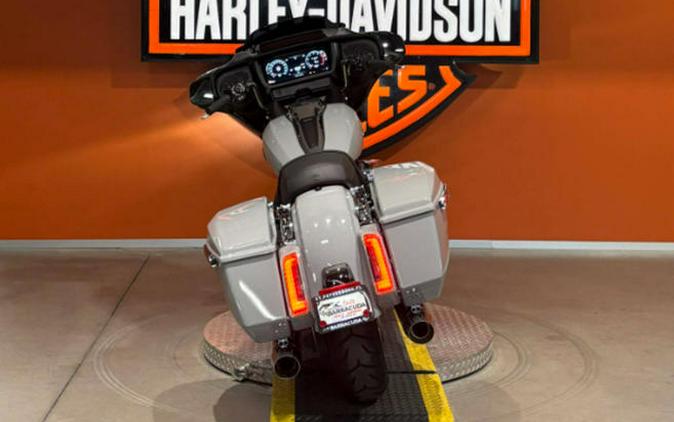 2025 Harley-Davidson® FLHX - Street Glide®
