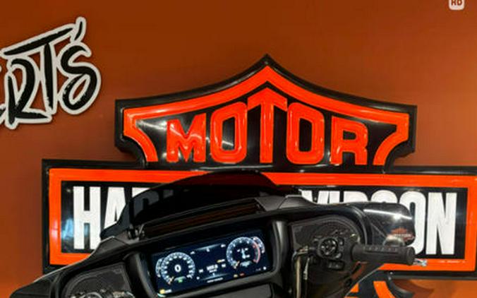 2025 Harley-Davidson® FLHX - Street Glide®