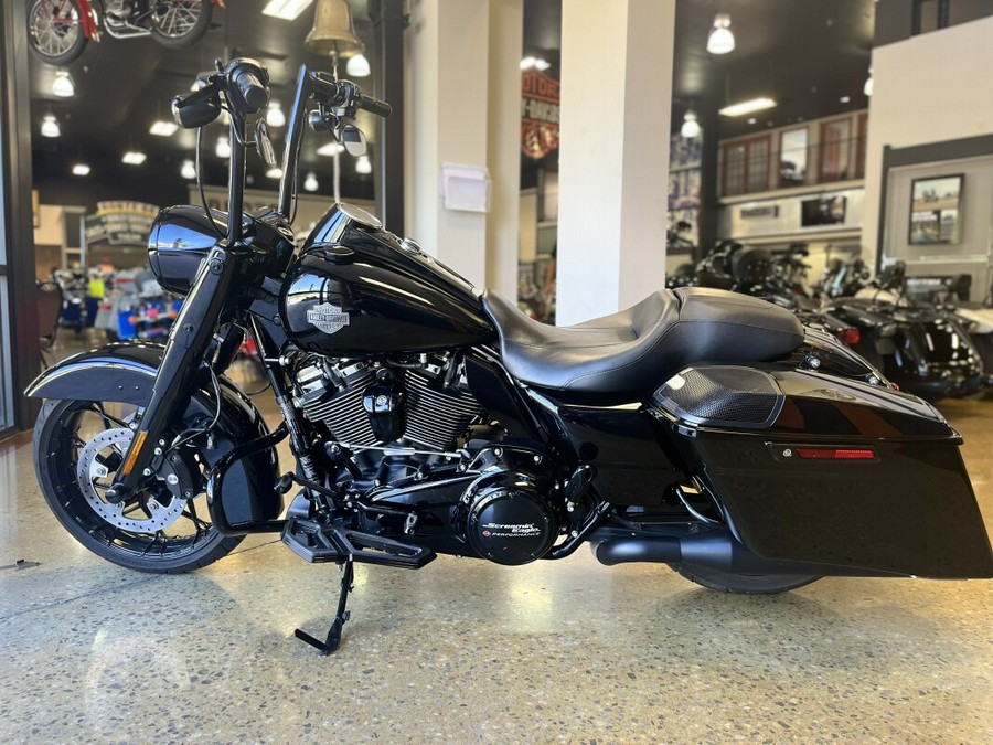 2022 Harley-Davidson Road King Special Black