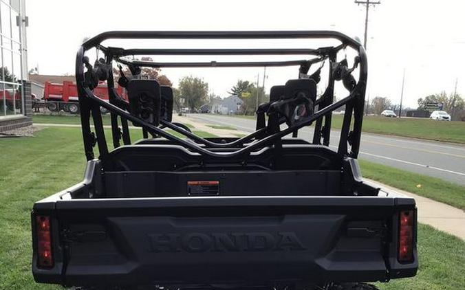 2023 Honda® Pioneer 1000-6 Deluxe Crew