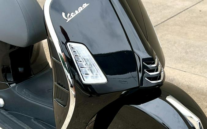 2023 Vespa GTS 300