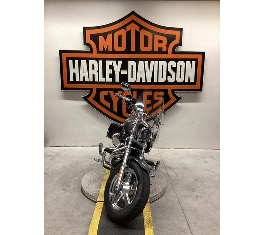 2015 Harley-Davidson® XL1200CP