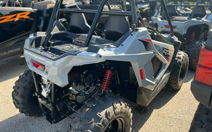 2024 Polaris RZR 200 EFI