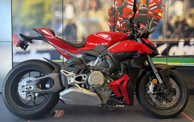 2025 Ducati STREETFIGHTER V4