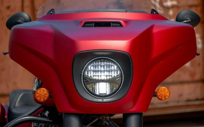 2023 Indian Chieftain Dark Horse Ruby Smoke
