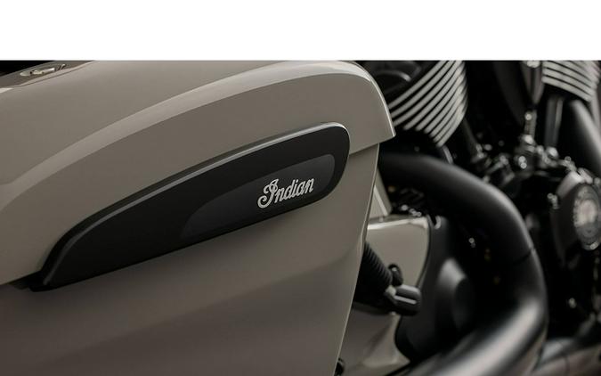 2024 Indian Motorcycle Chieftain® Dark Horse® Icon with PowerBand Audio Package