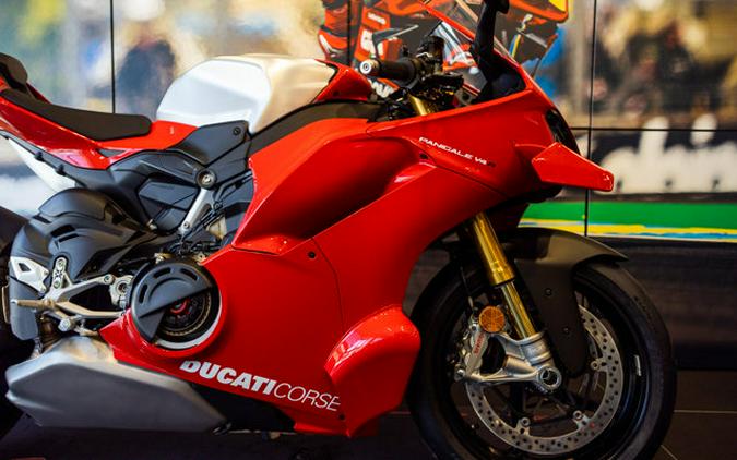 2026 Ducati PANIGALE V4R