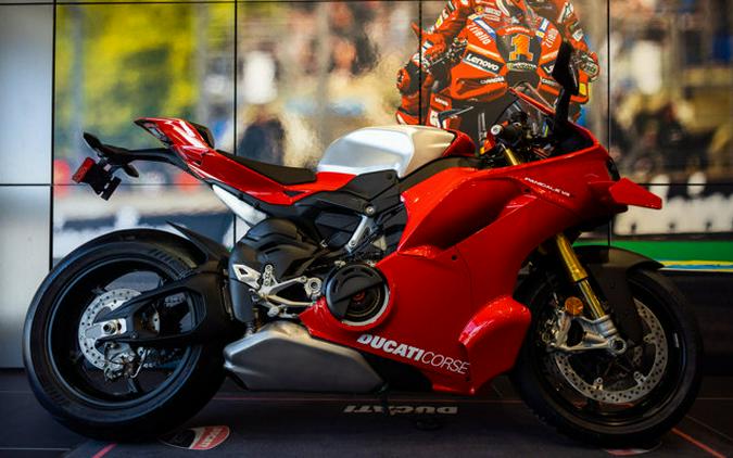 2026 Ducati PANIGALE V4R