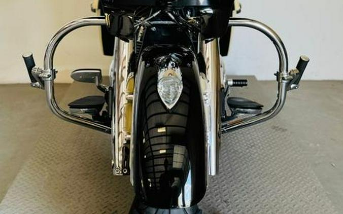 2019 Indian Motorcycle® Chieftain® Classic Thunder Black / Ivory Cream