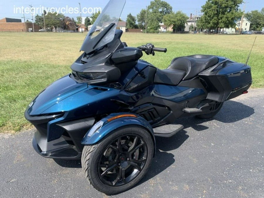 2021 Can-Am® Spyder® RT Limited Dark