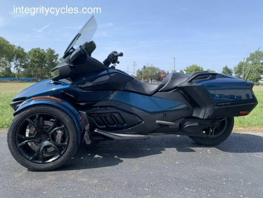 2021 Can-Am® Spyder® RT Limited Dark