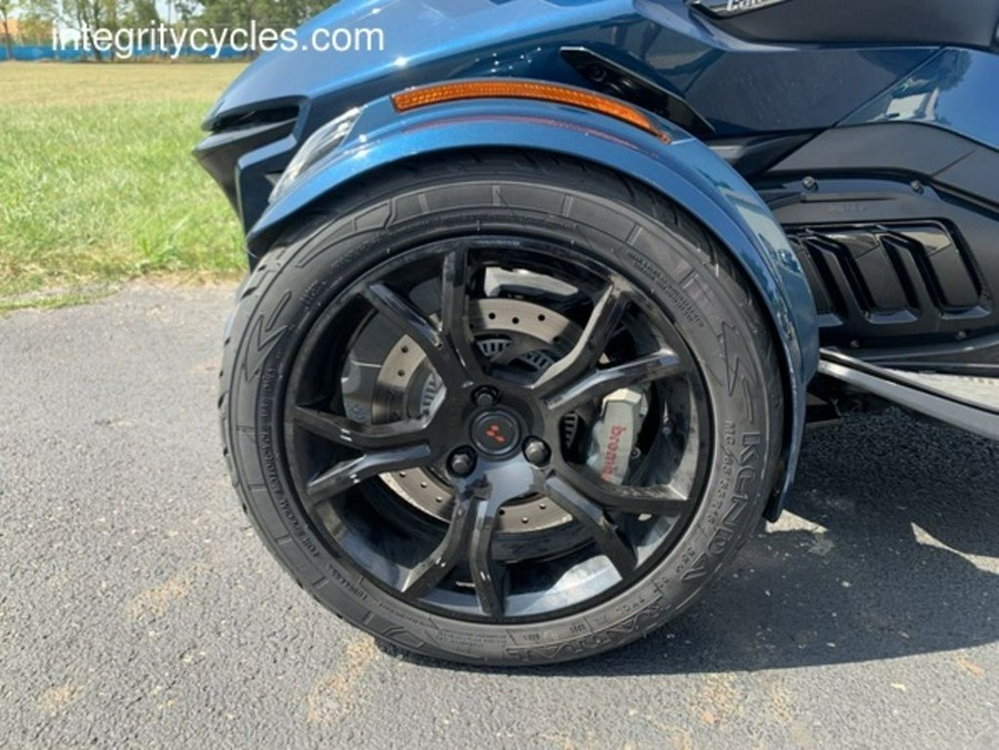 2021 Can-Am® Spyder® RT Limited Dark