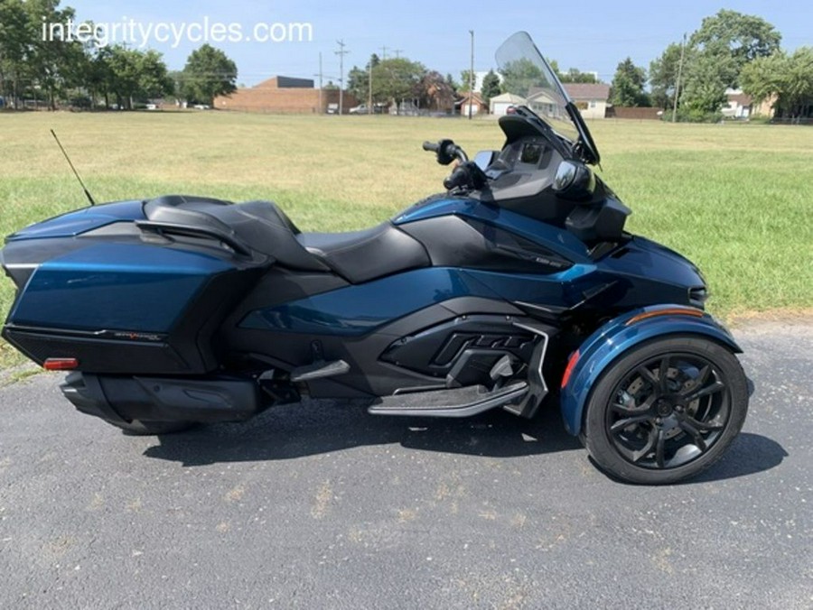 2021 Can-Am® Spyder® RT Limited Dark