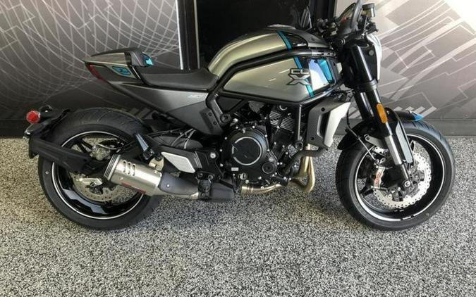 2023 CFMoto 700CL-X Sport