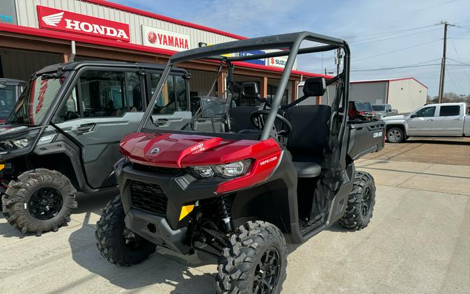 2024 Can-Am Defender DPS HD10