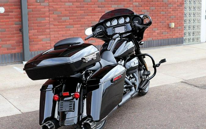 2018 Harley-Davidson® FLHXS - Street Glide® Special