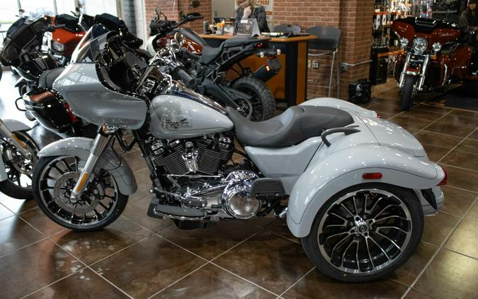 2024 Harley-Davidson Road Glide 3 Trike FLTRT