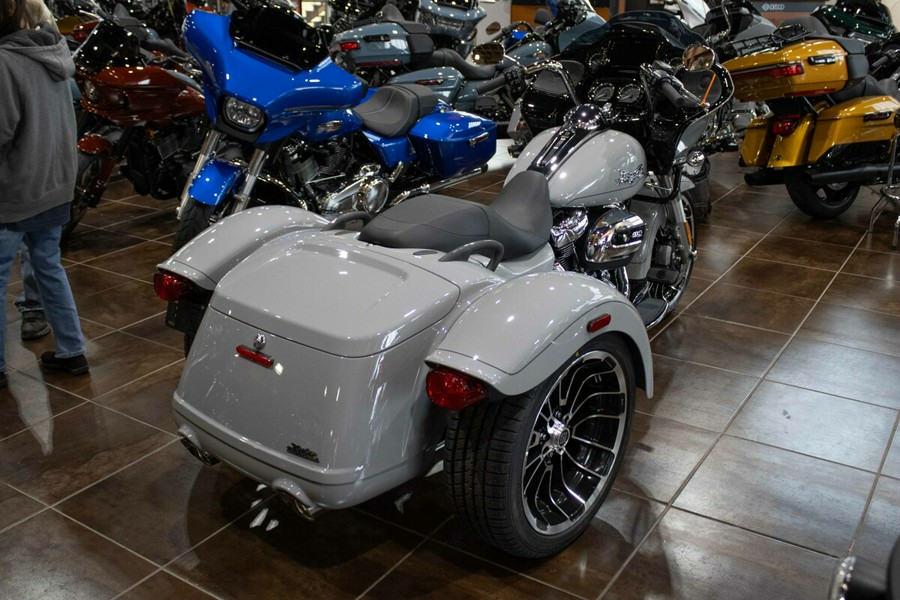 2024 Harley-Davidson Road Glide 3 Trike FLTRT