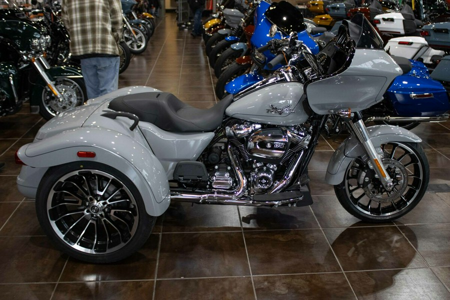 2024 Harley-Davidson Road Glide 3 Trike FLTRT