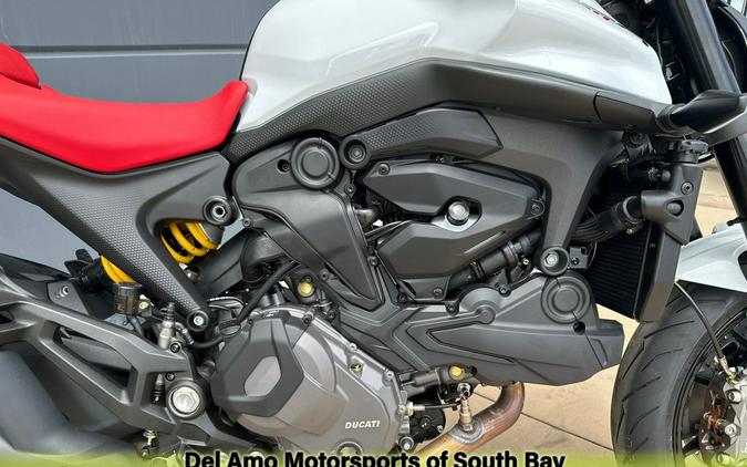 2024 Ducati MONSTER PLUS