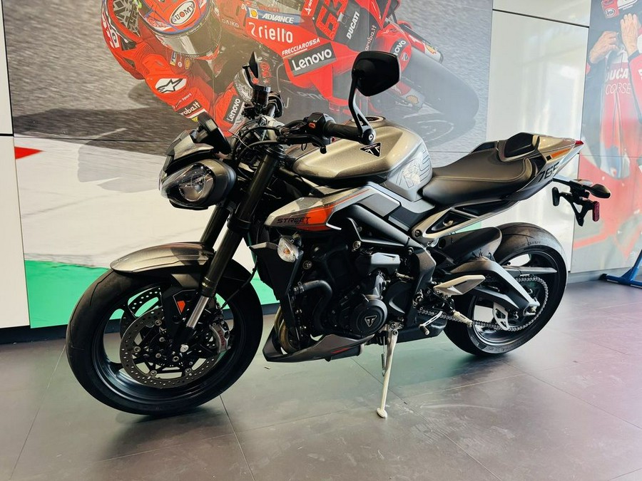 2024 Triumph Street Triple 765 RS Silver Ice