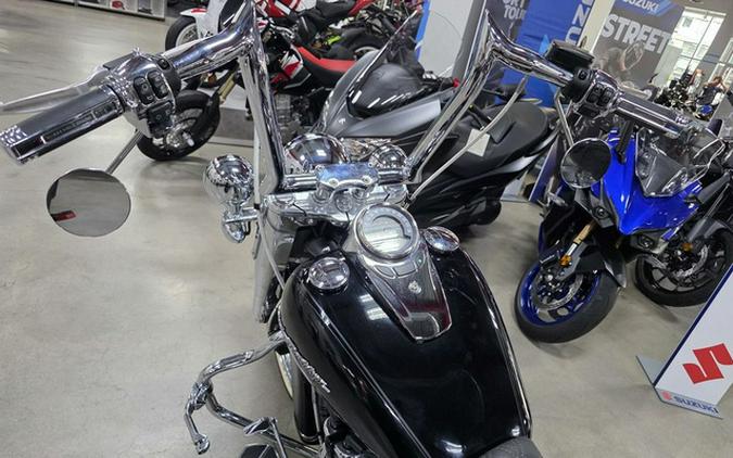 2020 Harley-Davidson Softail FLDE - Deluxe