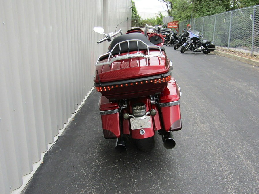 2015 Harley-Davidson® FLTRUSE - CVO™ Road Glide® Ultra