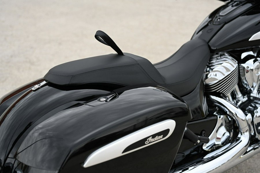 2023 Indian Motorcycle® Chieftain® Limited Black Metallic