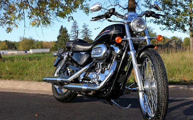 2005 Harley-Davidson® XL1200C - Sportster® 1200 Custom