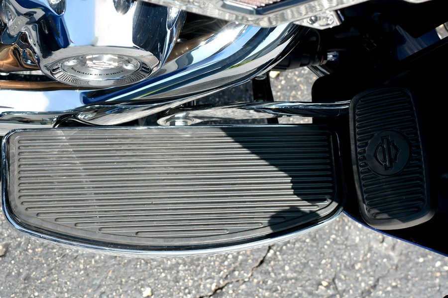 2024 Harley-Davidson® Tri Glide® Ultra Blue Burst