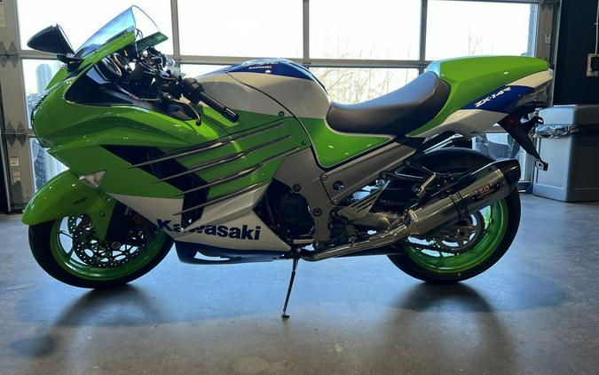 2024 Kawasaki Ninja® ZX™-14R 40th Anniversary Edition ABS